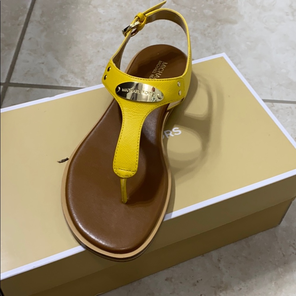NEW Michael Kors Sandals